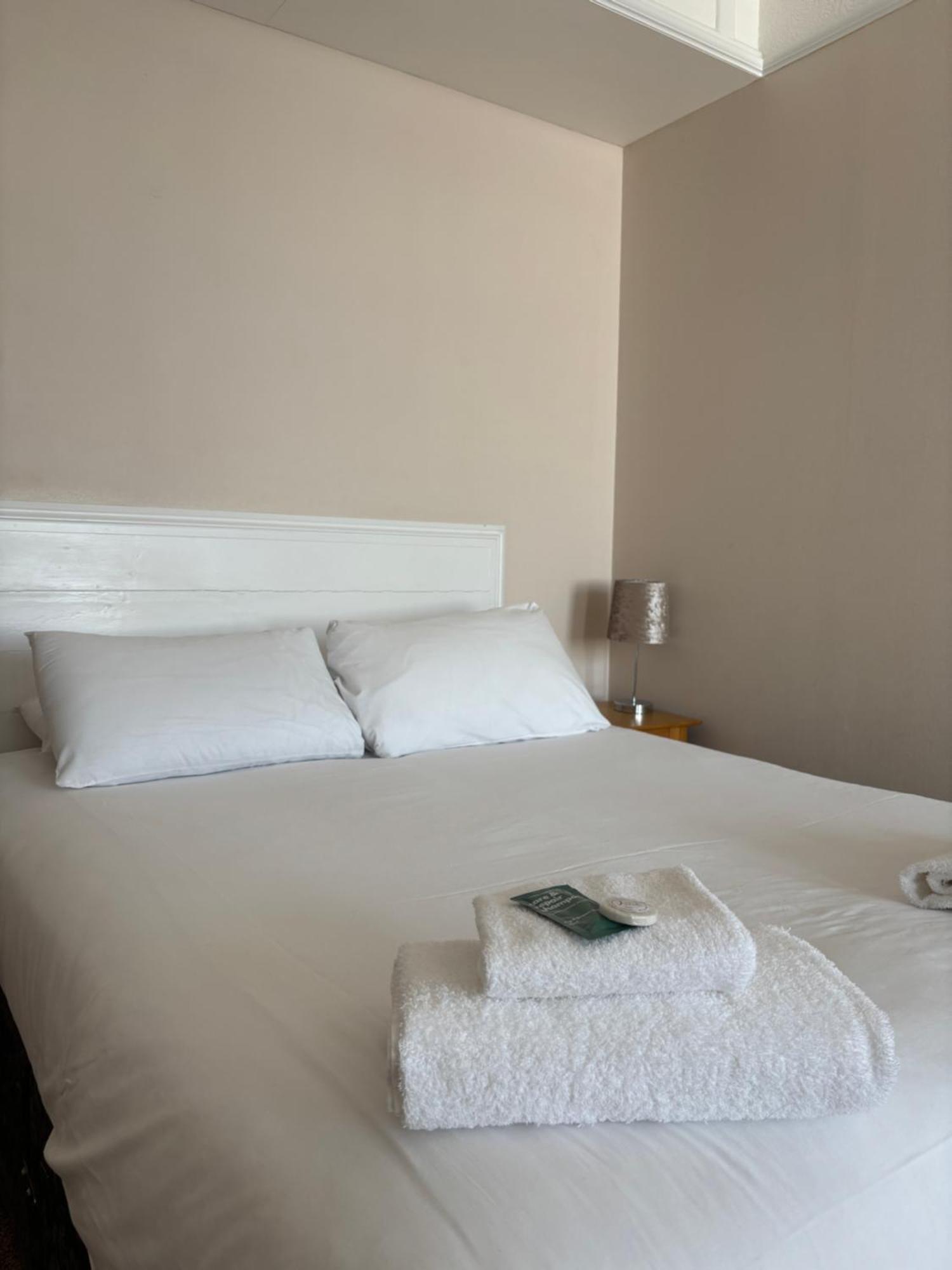 Carnock Apartment Tenby Ngoại thất bức ảnh