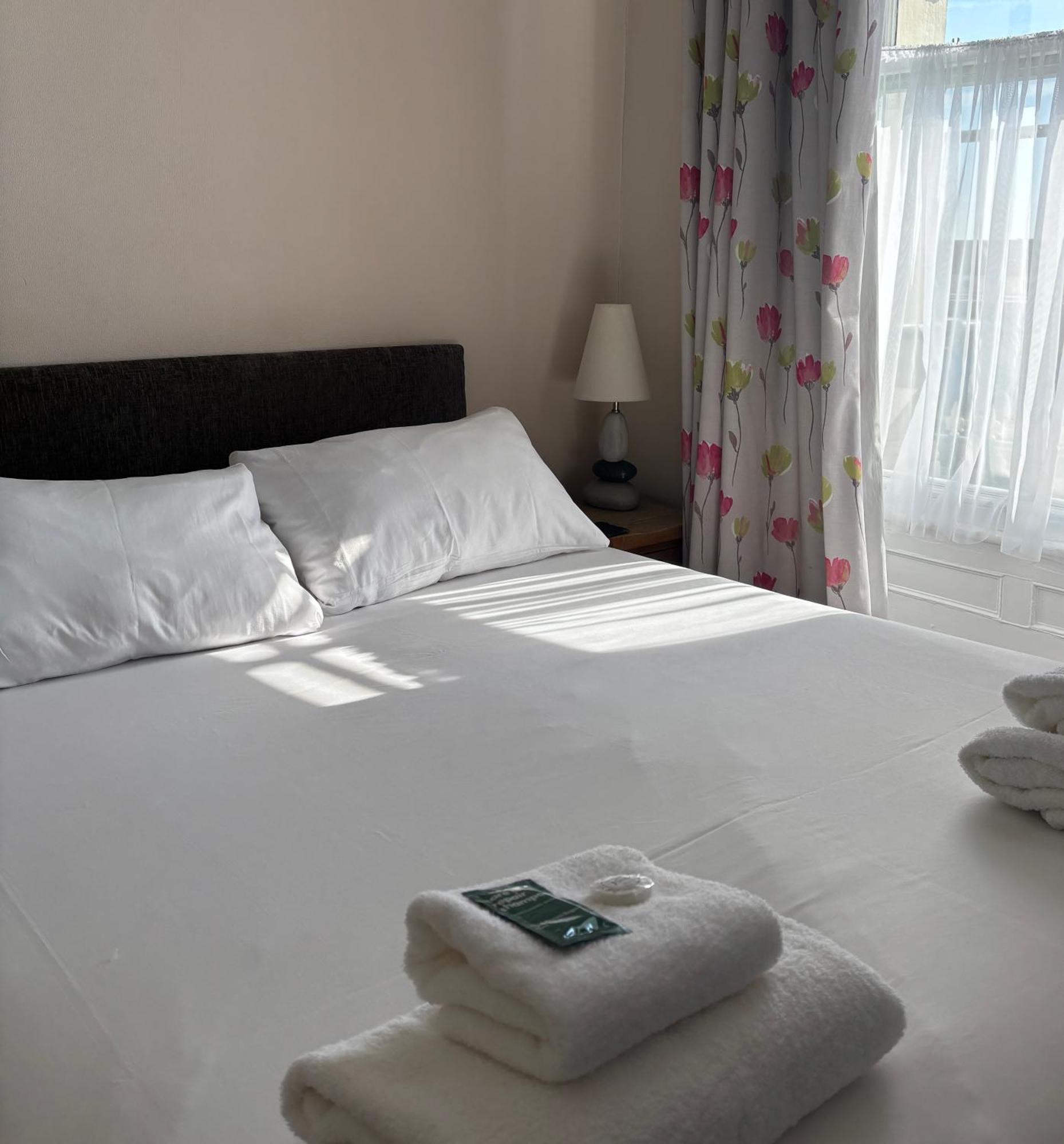 Carnock Apartment Tenby Ngoại thất bức ảnh